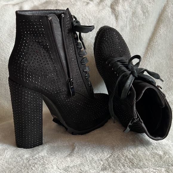 Black sparkly booties - Picture 4 of 10